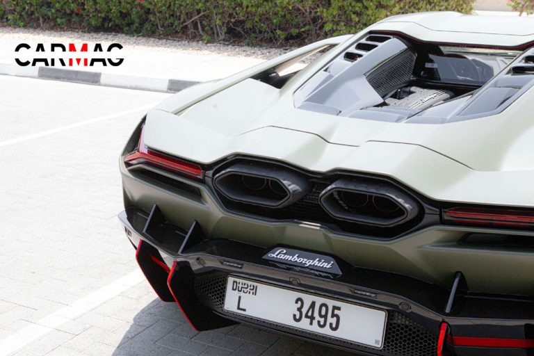 Lamborghini Revuelto